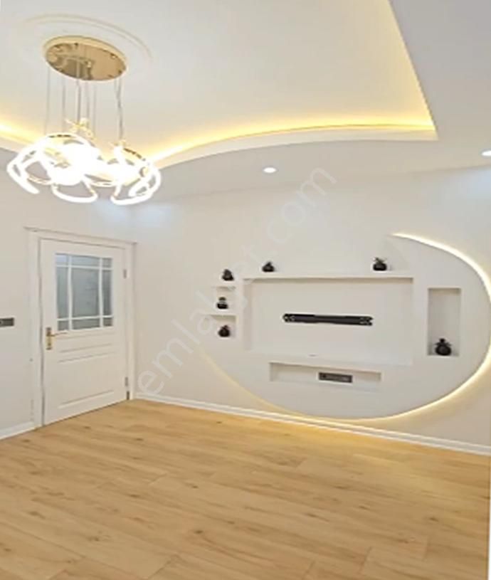 Boss Yapı'dan Özel Kış Bahçeli Giriş Kat İskanlı 2+1 Daire - Görsel 2