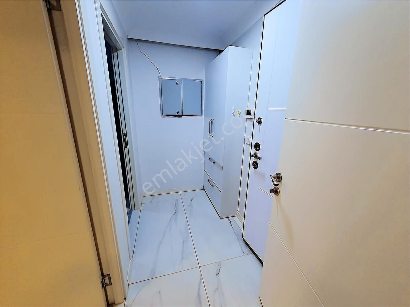 Arel'den Anıttepe Turgutreis'de Yeni Bina Bahçekat Mobilyalı 1+1 - Görsel 26