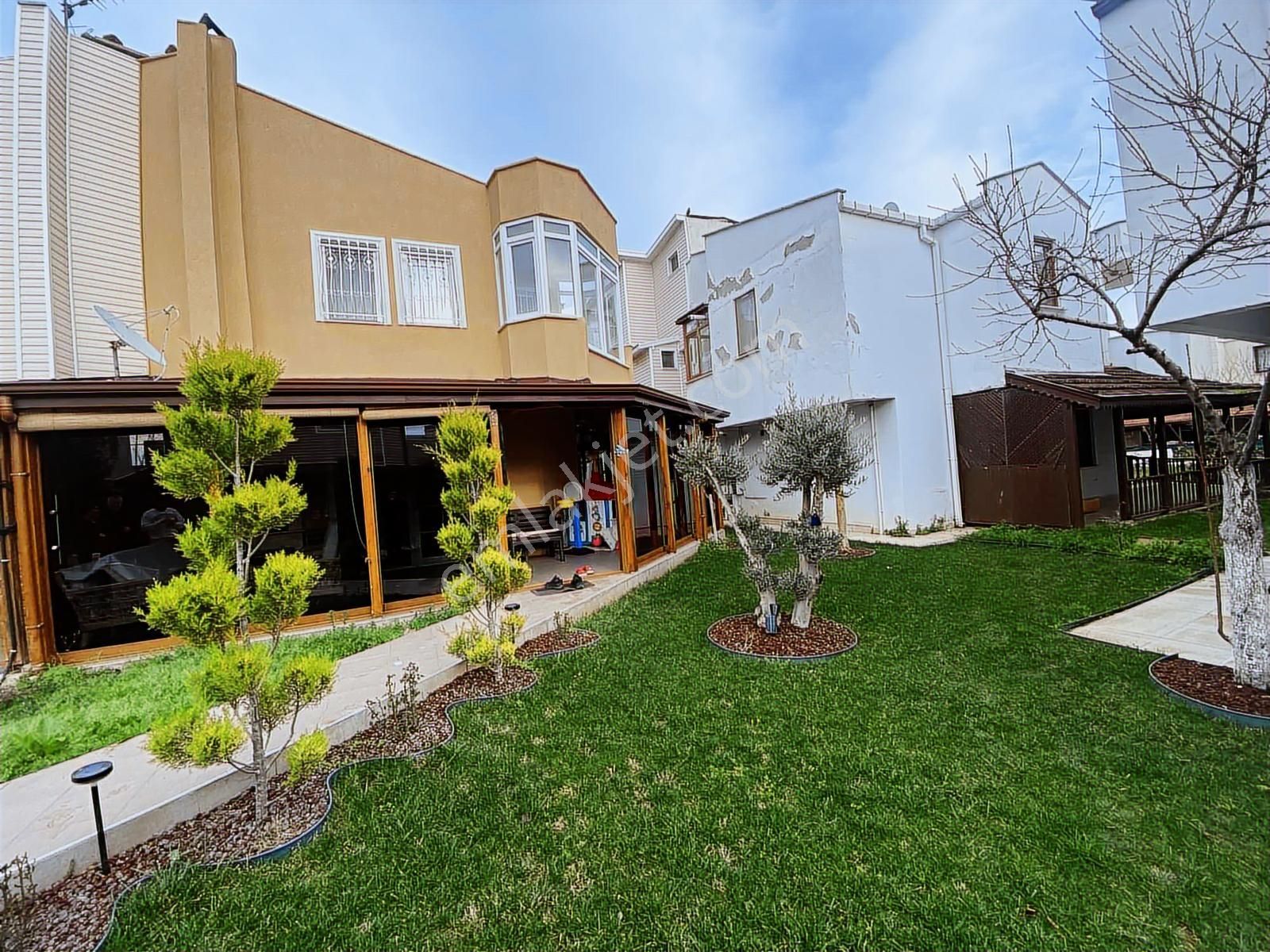 ▇mega Yapı Güvenlikli Site İçerisinde Huzurla Yaşacağınız Villa