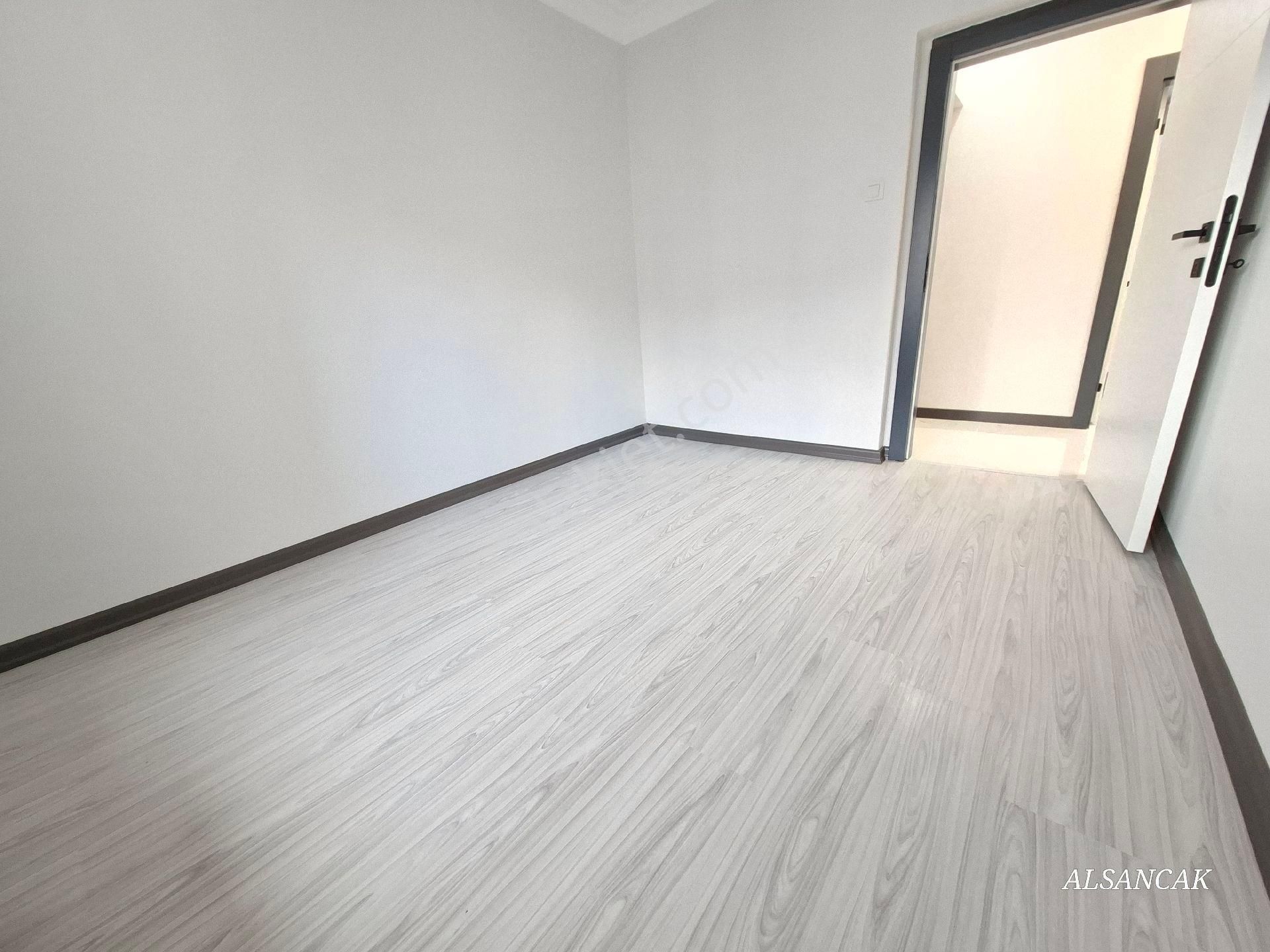 Oğuzlar Mahallesinde Sitede Orta Katta Lüks Yapılı 3+1 - Görsel 34