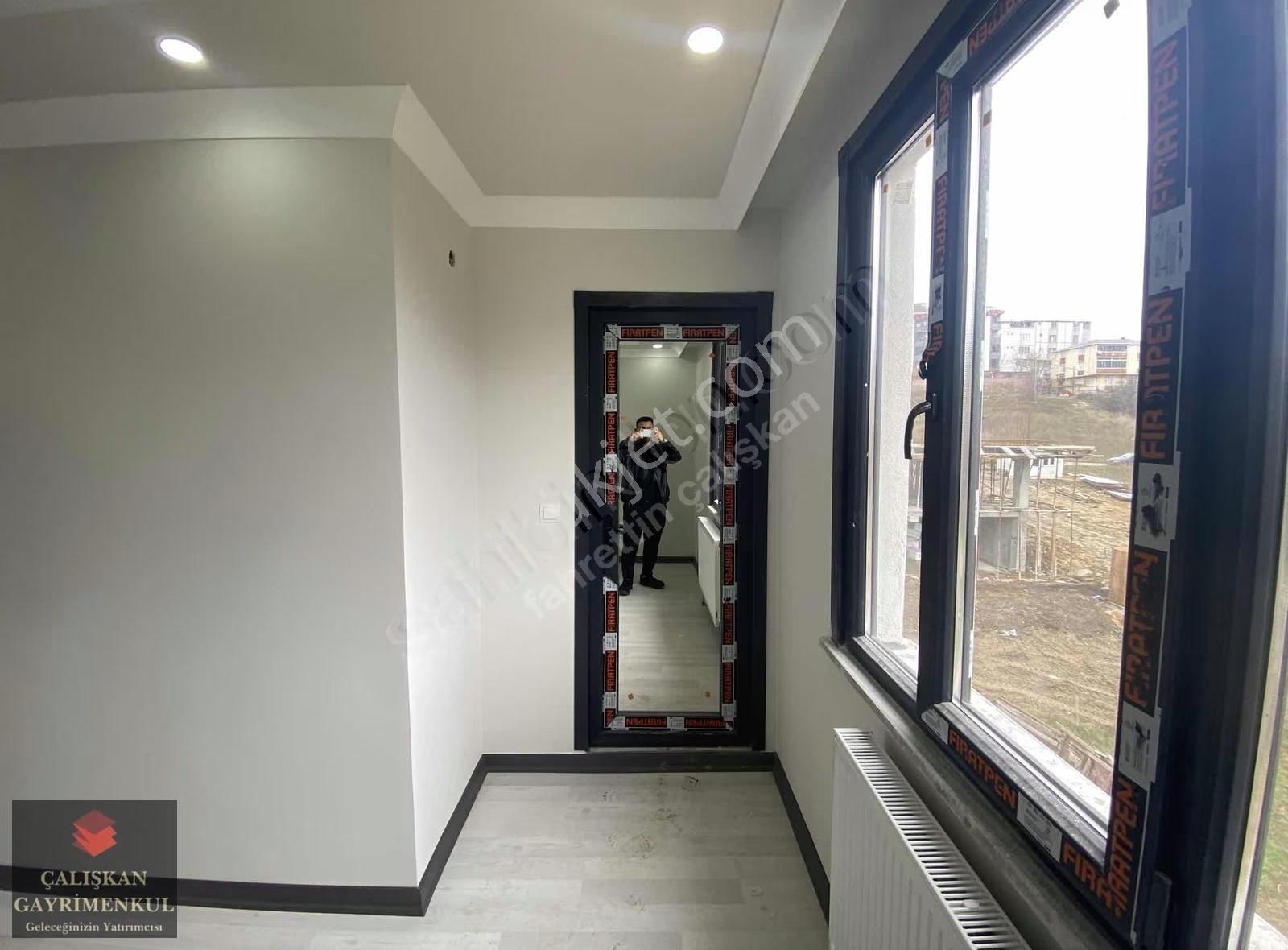 Arnavutköy Taşolukta Satılık 2+1 Ara Kat Geniş Daire - Görsel 4