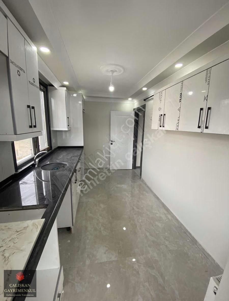 Arnavutköy Taşolukta Satılık 2+1 Ara Kat Geniş Daire - Görsel 3