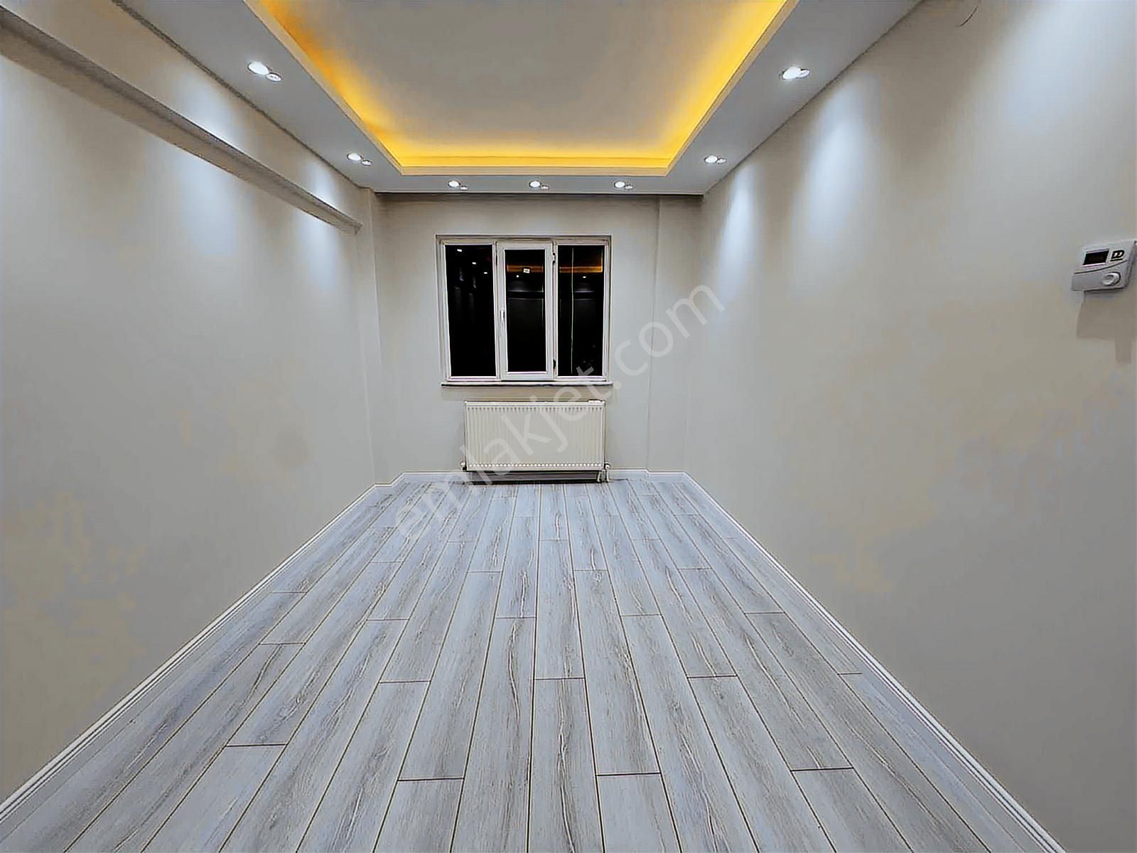 Emlak Center'dan Sakarya Mah Satılık 3+1 Ara Kat Daire - Görsel 13