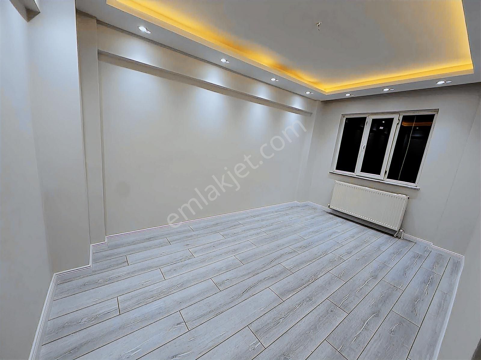 Emlak Center'dan Sakarya Mah Satılık 3+1 Ara Kat Daire - Görsel 14