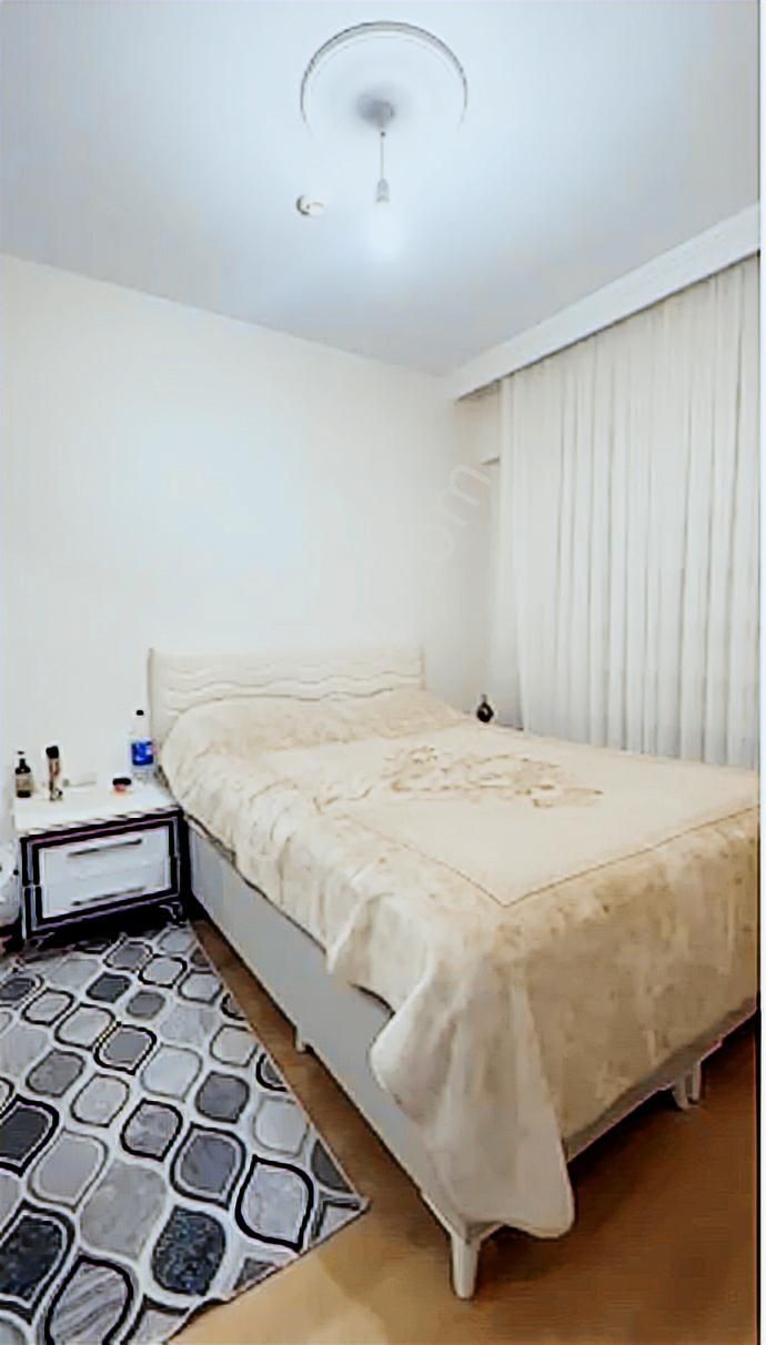 Boss Yapı'dan Site'nin Prestijli Dairesi Balkonlu Büyük Tip 1+1 - Görsel 11