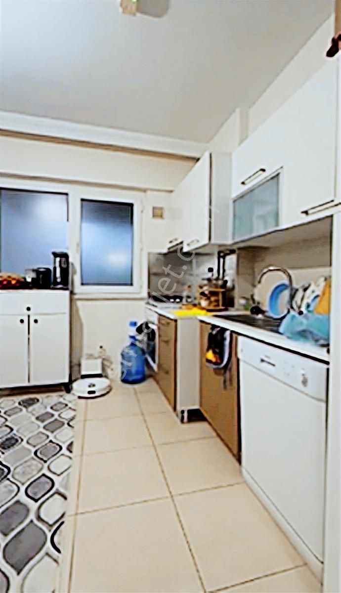 Boss Yapı'dan Site'nin Prestijli Dairesi Balkonlu Büyük Tip 1+1 - Görsel 3