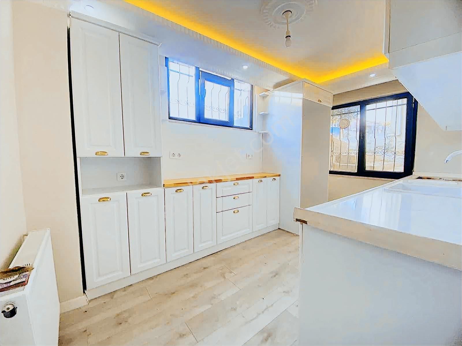 Pusula İnş.tan Eski Habiblerde 2+2 Ters Dublex 3yılık Daire - Görsel 13