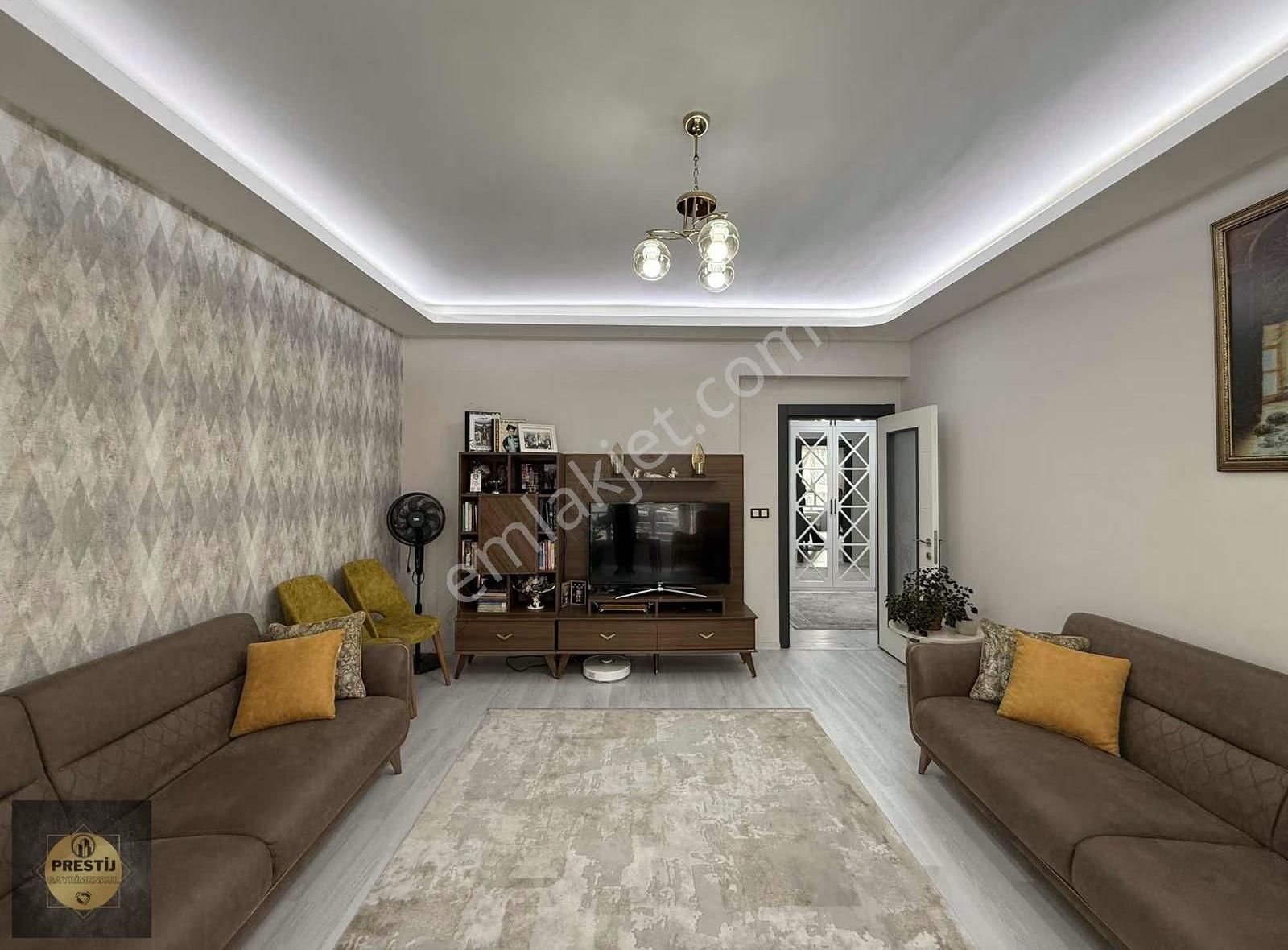 4+1 190 M2 - Geniş Oturumlu Full Yapılı Masrafsız Lüks Daire - Görsel 3