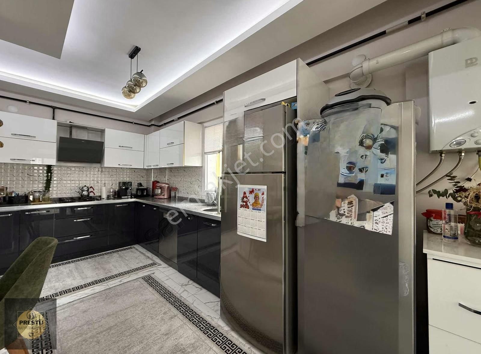 4+1 190 M2 - Geniş Oturumlu Full Yapılı Masrafsız Lüks Daire - Görsel 2