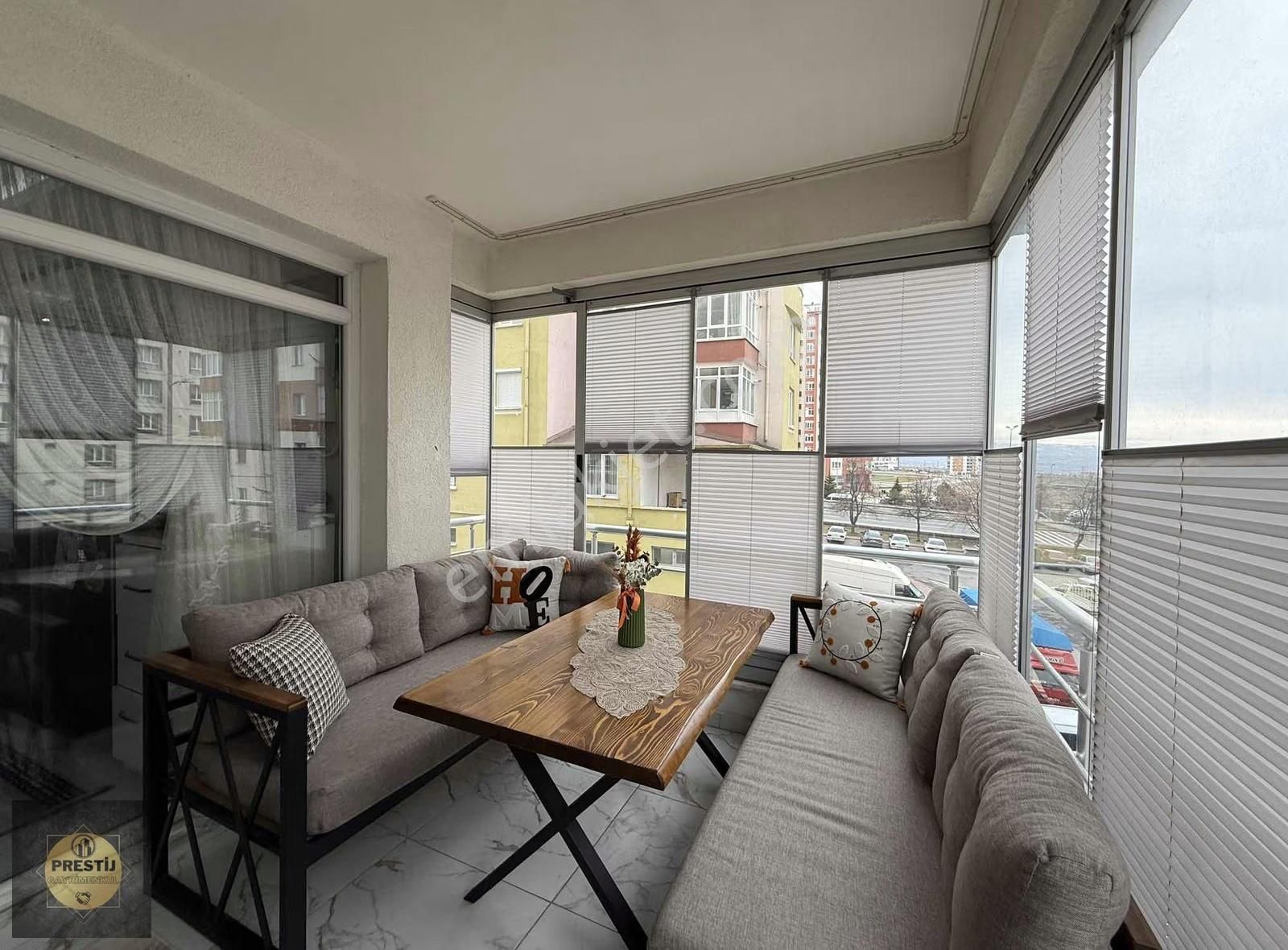 4+1 190 M2 - Geniş Oturumlu Full Yapılı Masrafsız Lüks Daire - Görsel 25