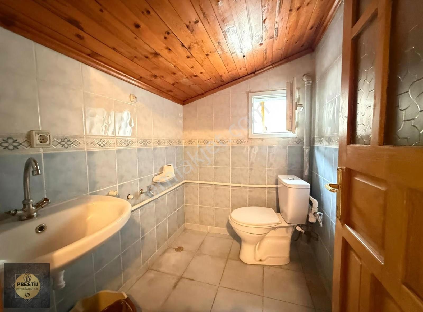 Selçuklu Mahallesinde Teraslı Komple Satılık Bina - Görsel 5