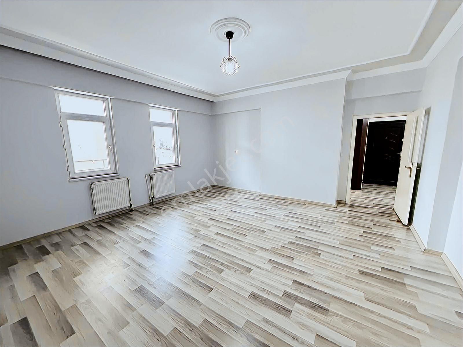 Duru Team-hoca Ahmet Yesevi'de Kullanışlı Kiralık Daire - Görsel 18