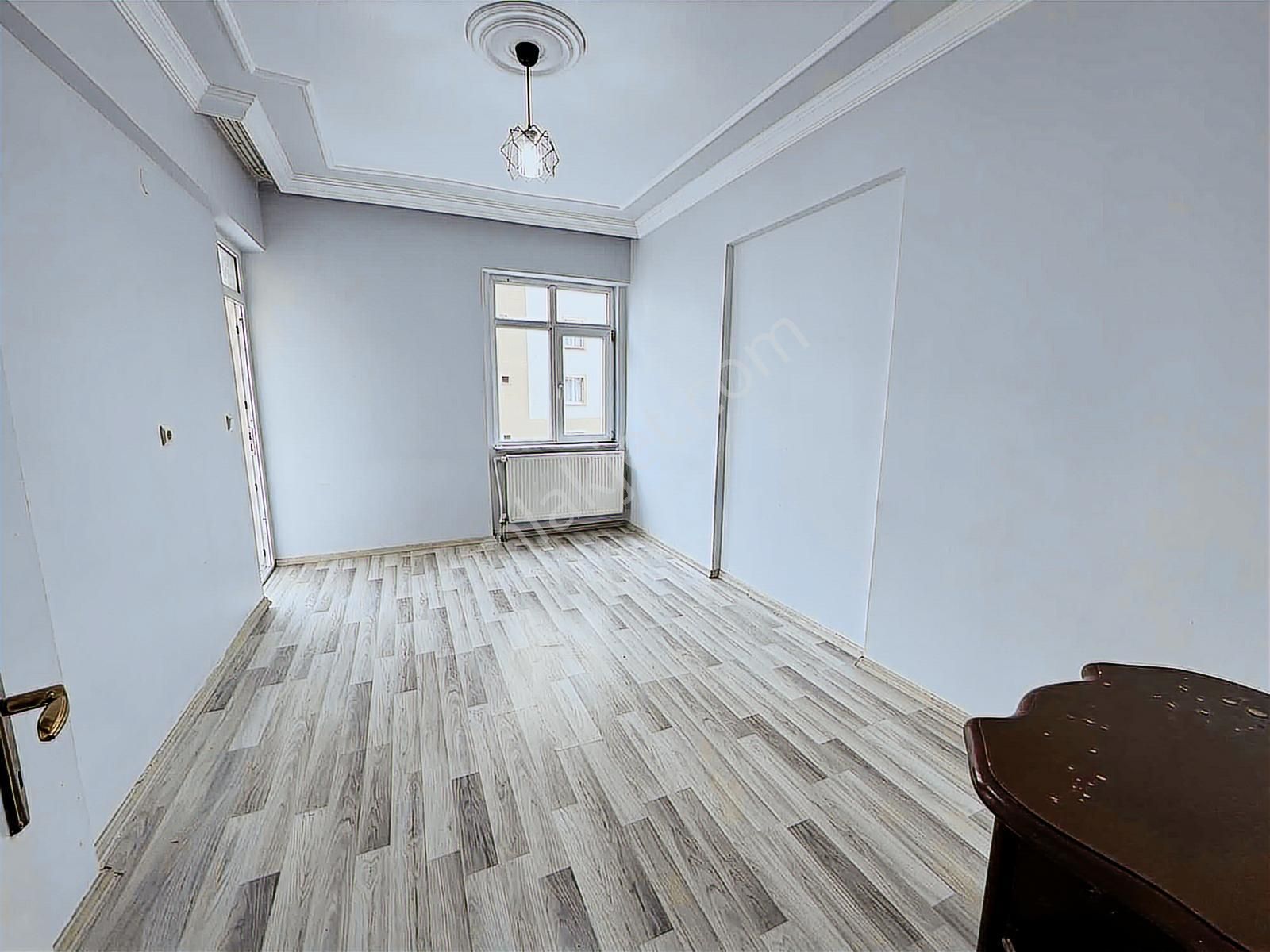 Duru Team-hoca Ahmet Yesevi'de Kullanışlı Kiralık Daire - Görsel 9