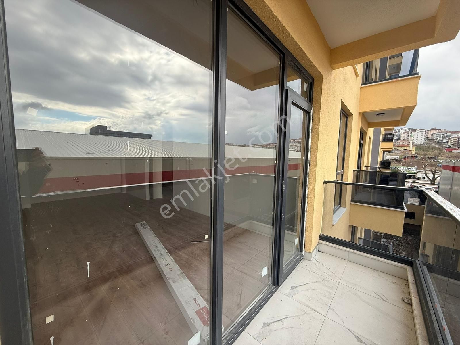 Plevne Caddesinde Sıfır Yeni Lüks Binada Katta 1+1 Satılık Daire - Görsel 29