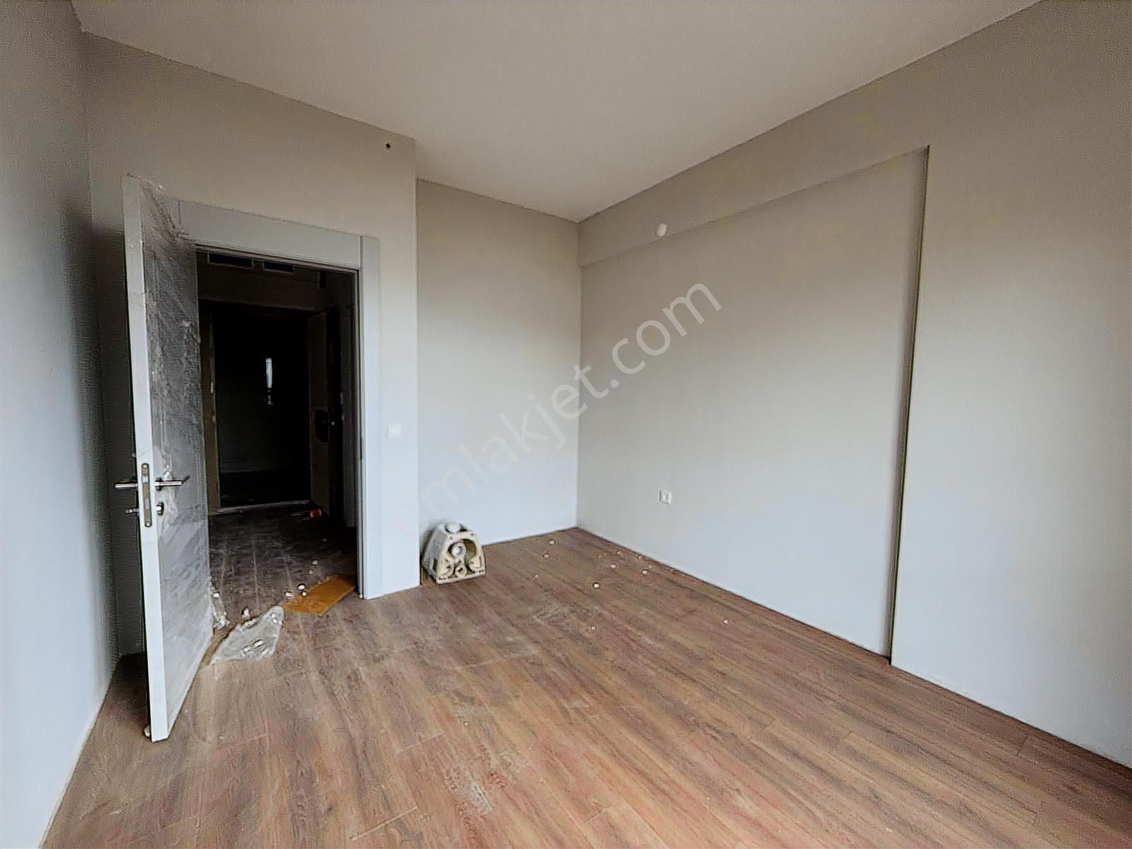 Plevne Caddesinde Sıfır Yeni Lüks Binada Katta 1+1 Satılık Daire - Görsel 14