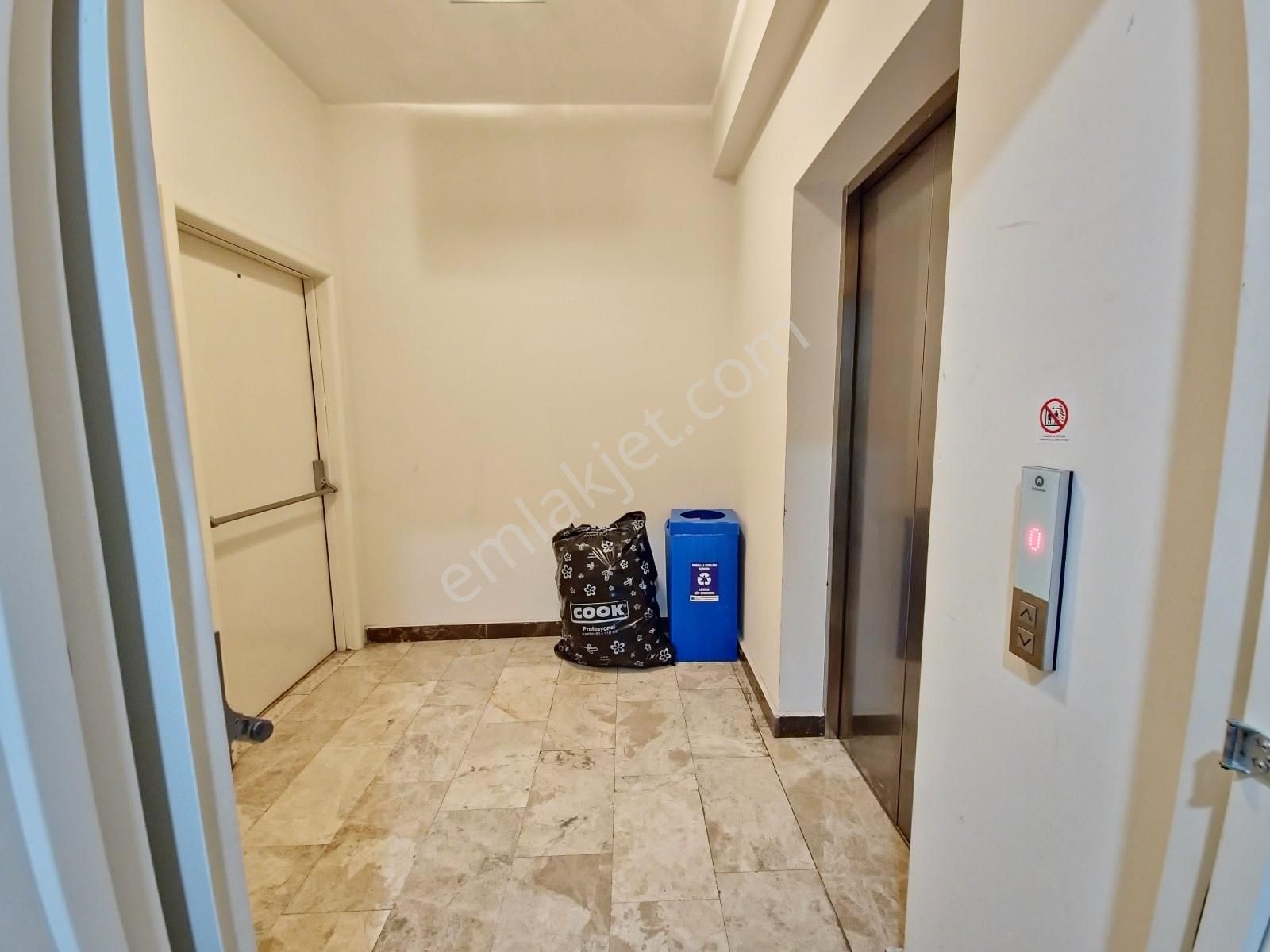 Suadiye Ayşekadın'da Havuzlu, 7/24 Güvenlikli 100 M²net3+1 Daire - Görsel 24