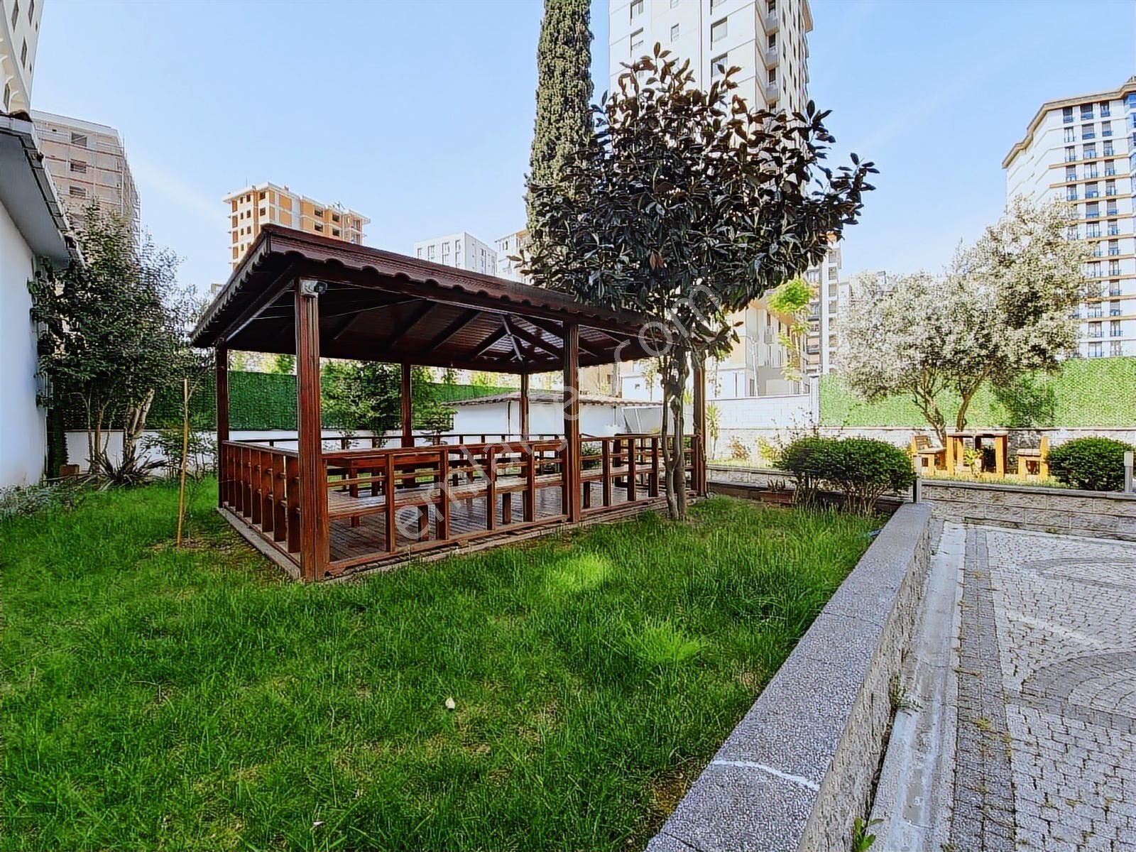 Suadiye Ayşekadın'da Havuzlu, 7/24 Güvenlikli 100 M²net3+1 Daire - Görsel 22