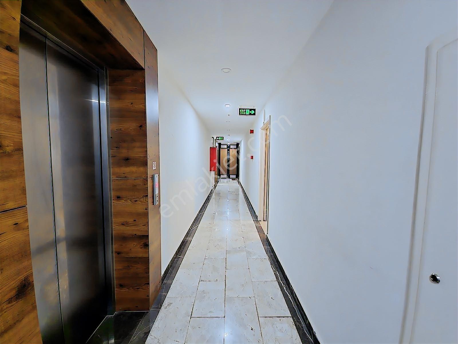 Suadiye Ayşekadın'da Havuzlu, 7/24 Güvenlikli 100 M²net3+1 Daire - Görsel 13