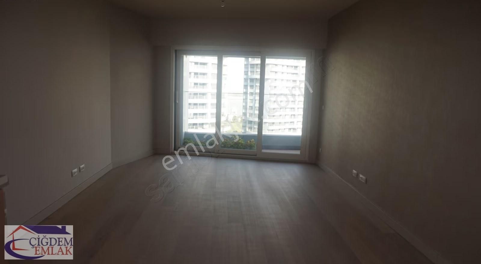 Çiğdem Emlak'tan Sea Pearl Ataköy 1+1 Balkonlu Deniz Manz.kir. - Görsel 23