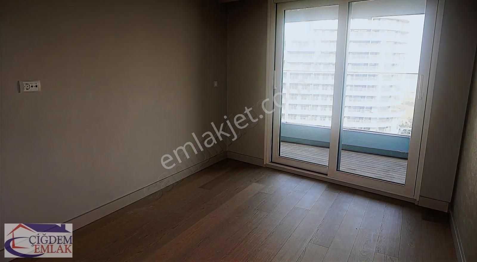 Çiğdem Emlak'tan Sea Pearl Ataköy 1+1 Balkonlu Deniz Manz.kir. - Görsel 10