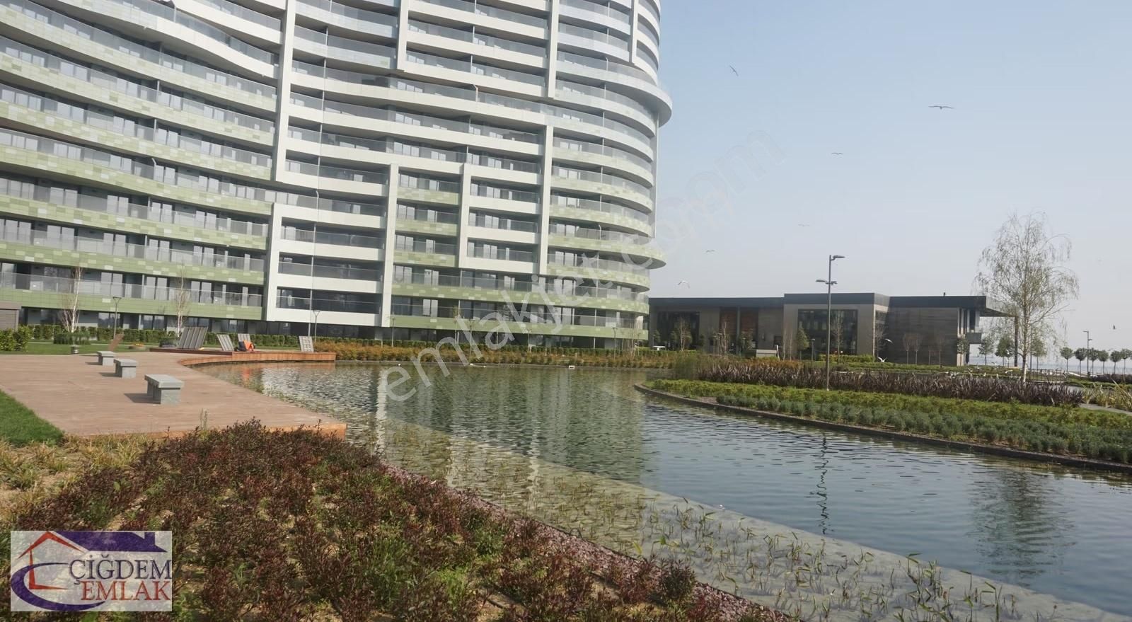 Çiğdem Emlak'tan Sea Pearl Ataköy 1+1 Balkonlu Deniz Manz.kir. - Görsel 19