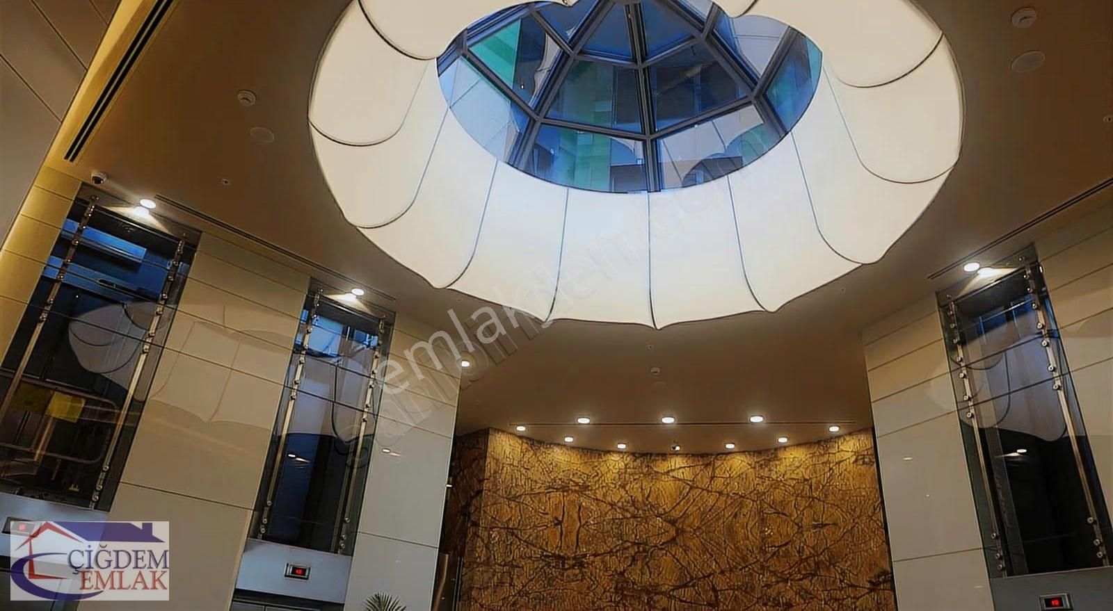 Çiğdem Emlak'tan Sea Pearl Ataköy 1+1 Balkonlu Deniz Manz.kir. - Görsel 32