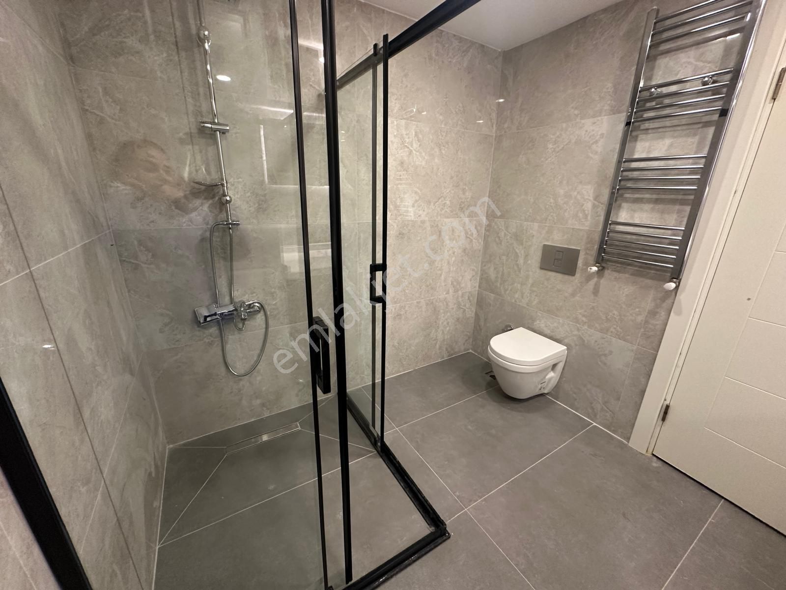 Suadiye'de Bağdata Komşu Kapalı Mutfaklı Geniş Net 70m2 2+1 - Görsel 25