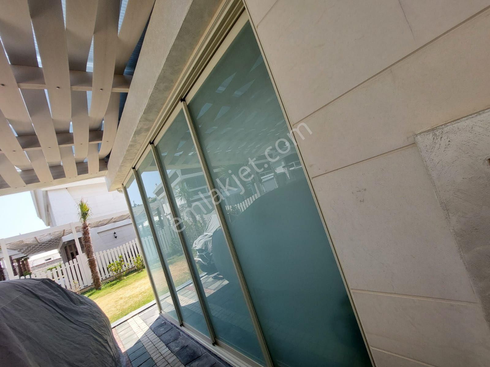 Kuşadası Merkezde Satılık 4+1 - Görsel 18