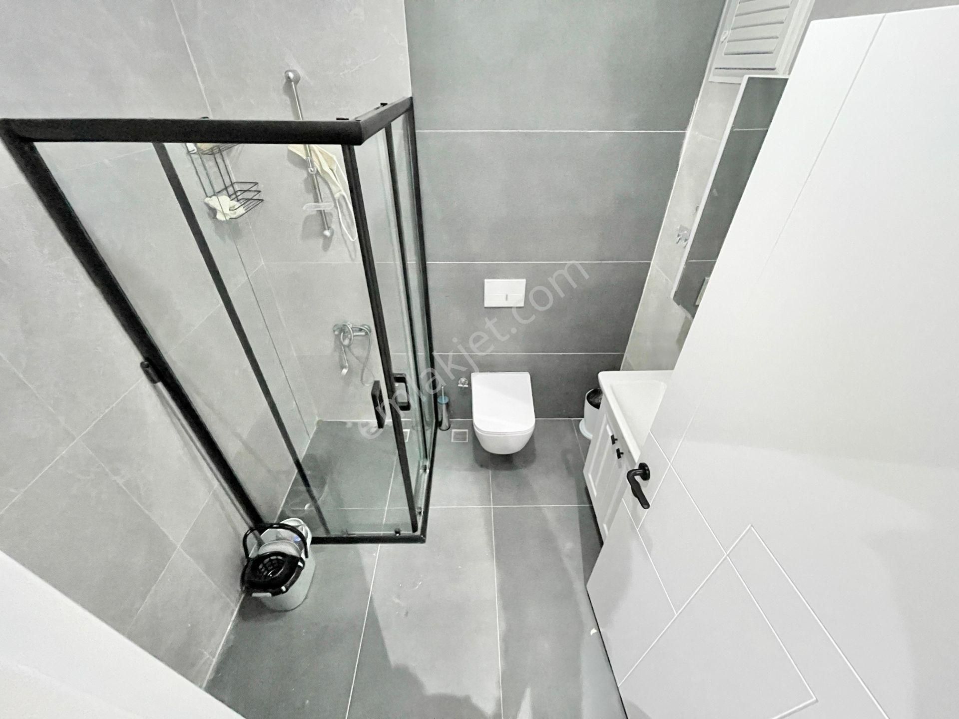 Berkay Demirel'den Ara Kat Cam Balkonlu Doğalgazlı 1+1 Daire - Görsel 5