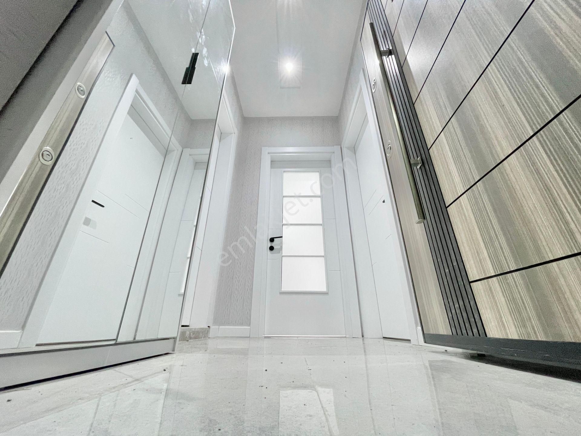 Berkay Demirel'den Ara Kat Cam Balkonlu Doğalgazlı 1+1 Daire - Görsel 21