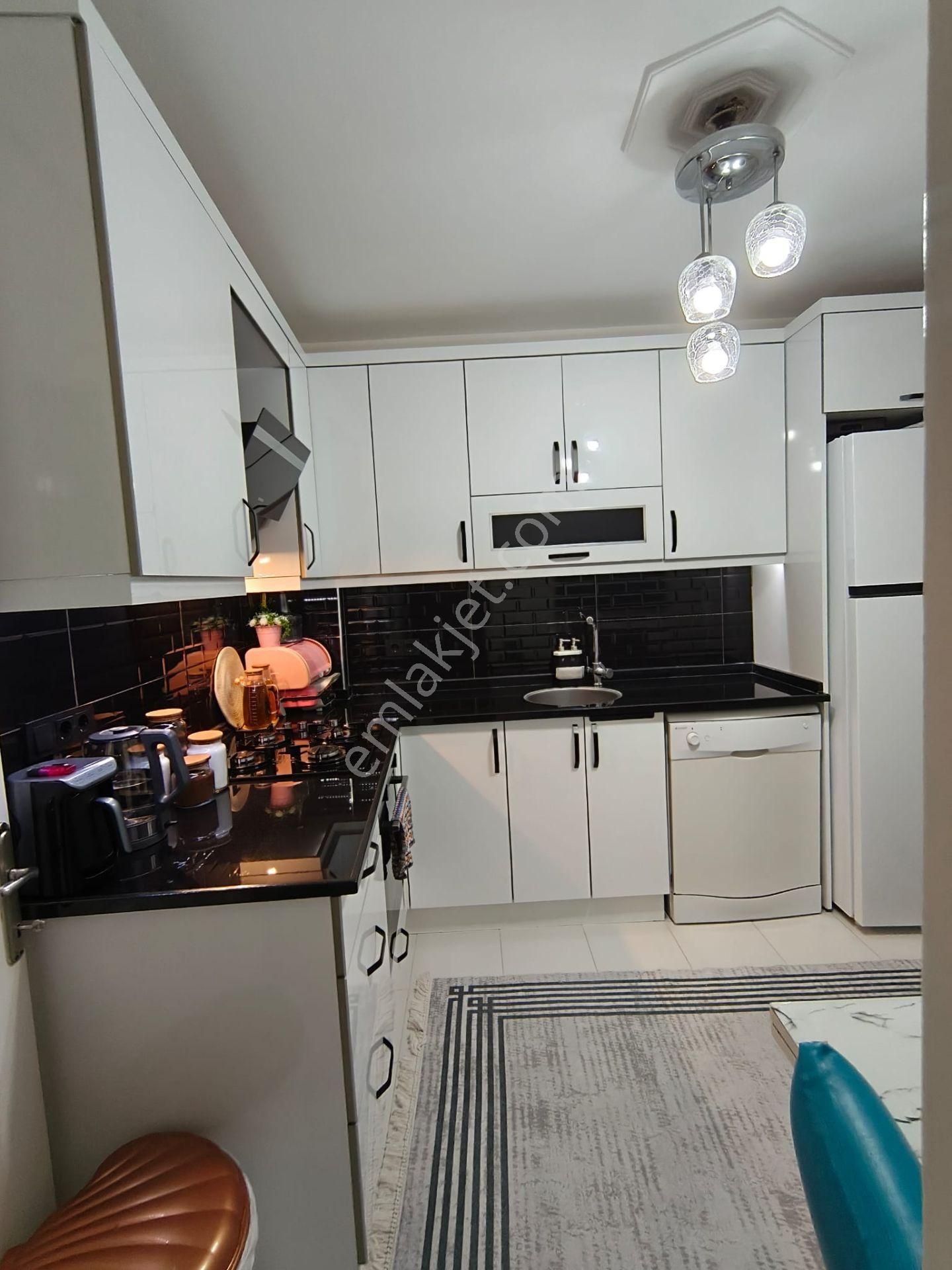 Şükrü Karaduman Caddesinde 3+1 Doğalgazlı Arakat Yeni Bina - Görsel 6