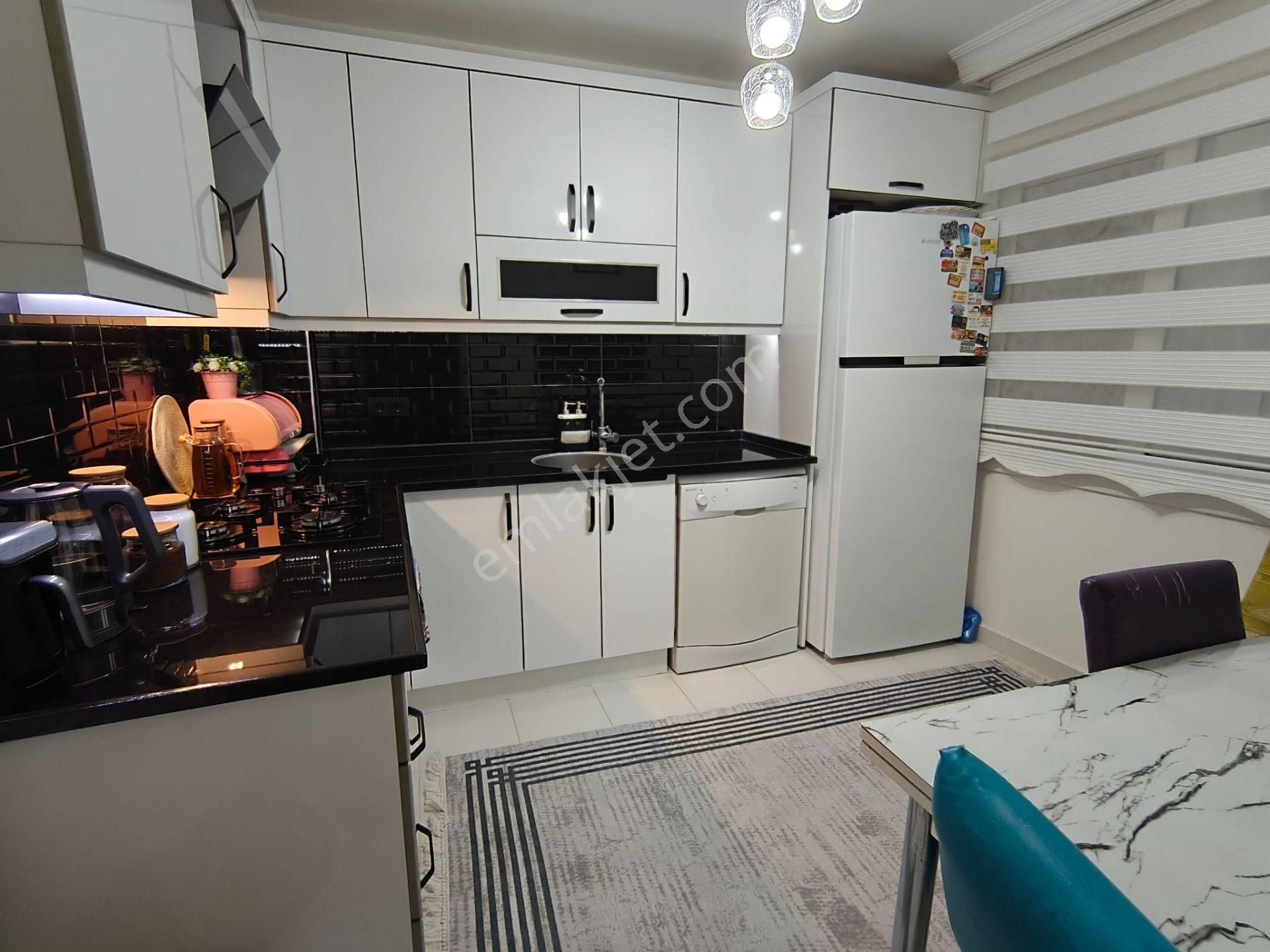 Şükrü Karaduman Caddesinde 3+1 Doğalgazlı Arakat Yeni Bina - Görsel 11