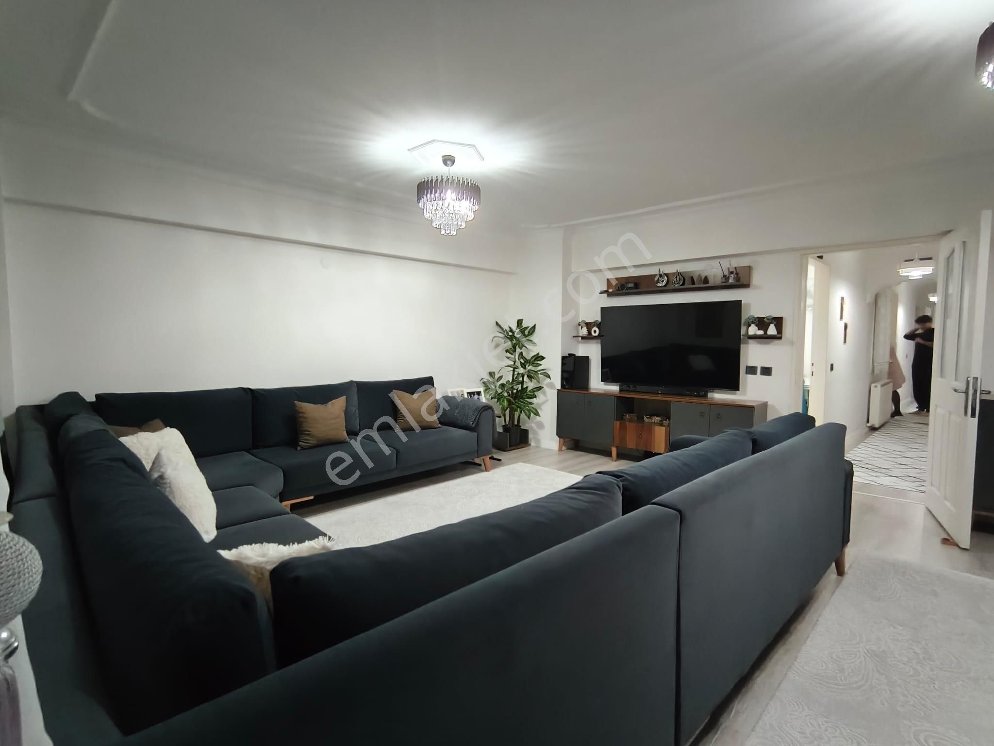 Şükrü Karaduman Caddesinde 3+1 Doğalgazlı Arakat Yeni Bina - Görsel 4