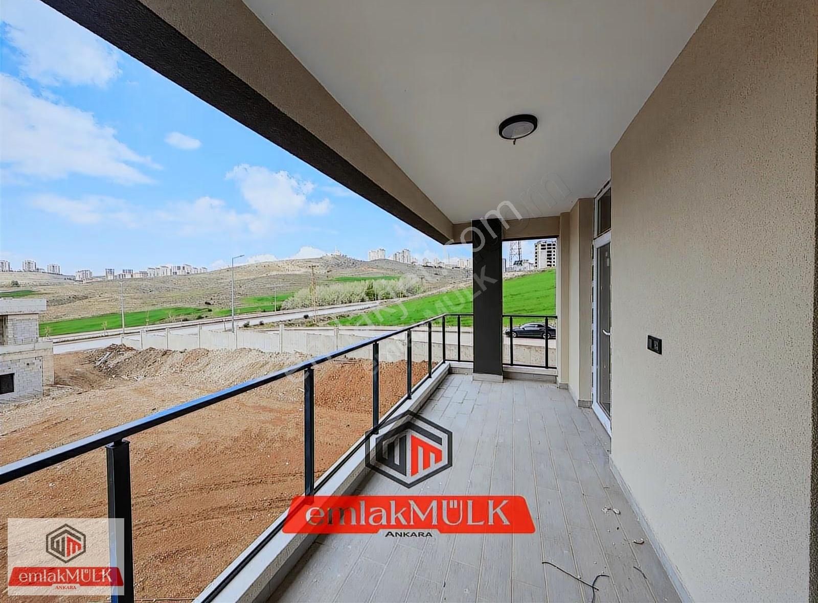 Emlakmülk'ten 2+1 Kiralık Fırsat Daire - Görsel 17