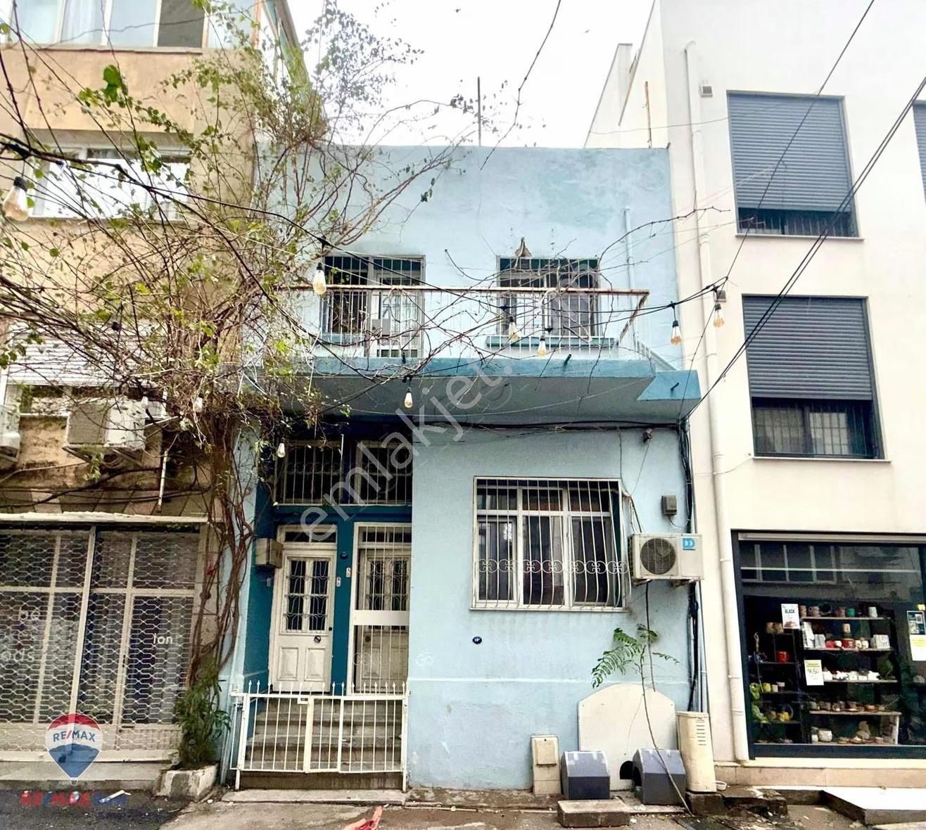 5 Alsancak Kıbrıs Şehitlerinde Satılık Müstakil Ev