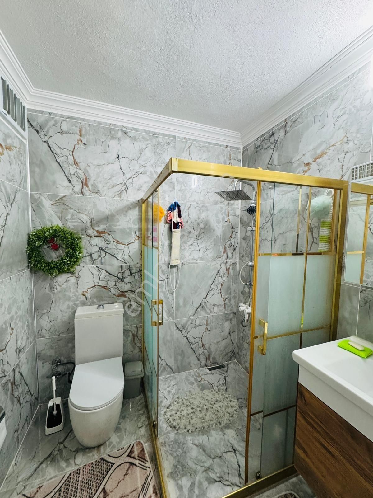 Didim Merkezi Konumda Ful Eşyslı 3+1 Satlık Daire - Görsel 19