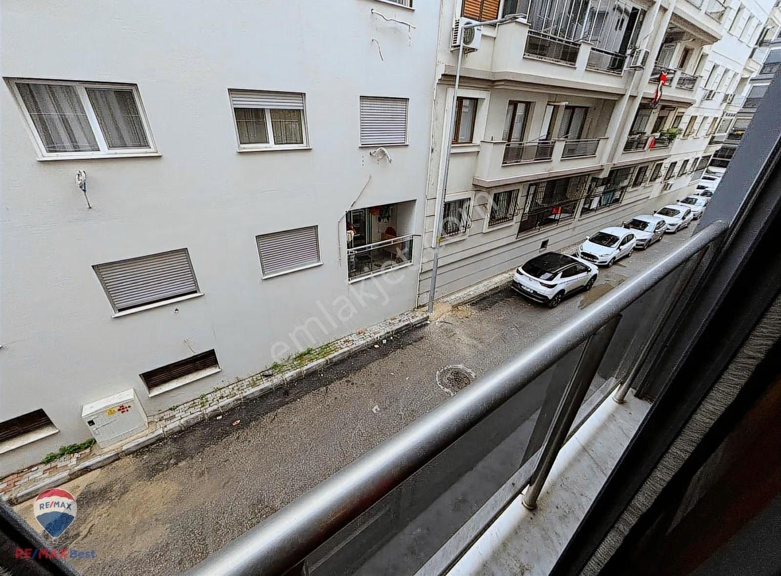 19 Dedebaşı Anadolu Caddesı Yakını 1+1 Satılık Daıre - Görsel 3