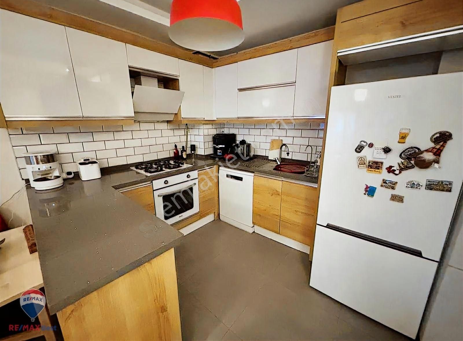 19 Dedebaşı Anadolu Caddesı Yakını 1+1 Satılık Daıre - Görsel 16