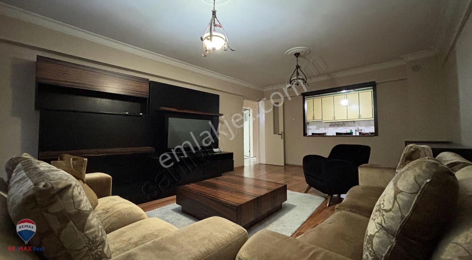 23 Karşıyaka Nergiz Goncalarda Kiralık 3+1 Ferah Daire - Görsel 3