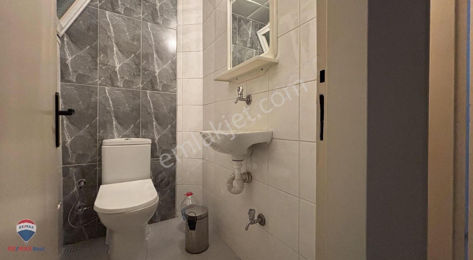 23 Karşıyaka Nergiz Goncalarda Kiralık 3+1 Ferah Daire - Görsel 2