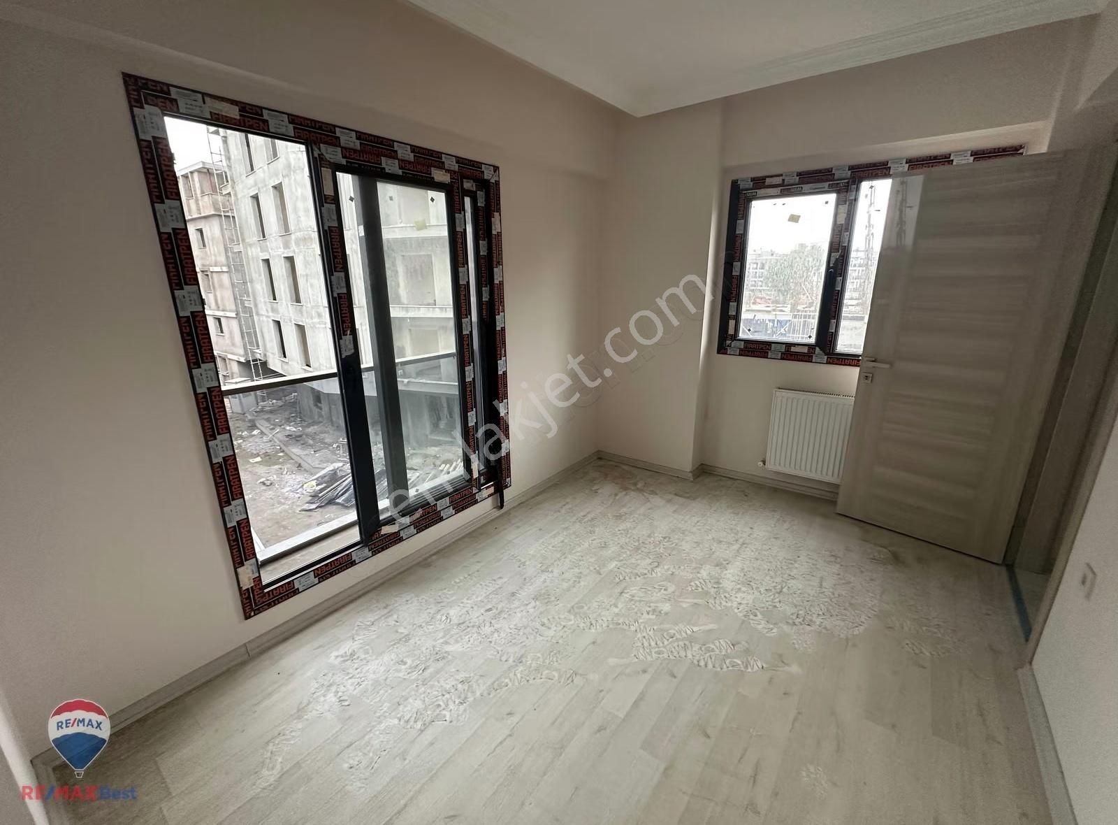 100 Seyrekte Önü Açık Ferah 1+1 Kıralık Daıre - Görsel 7