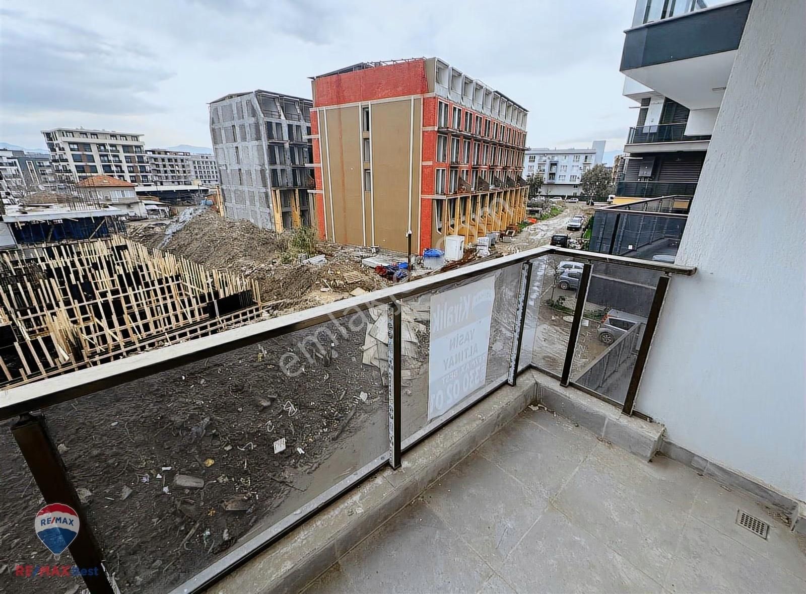 100 Seyrekte Önü Açık Ferah 1+1 Kıralık Daıre - Görsel 23