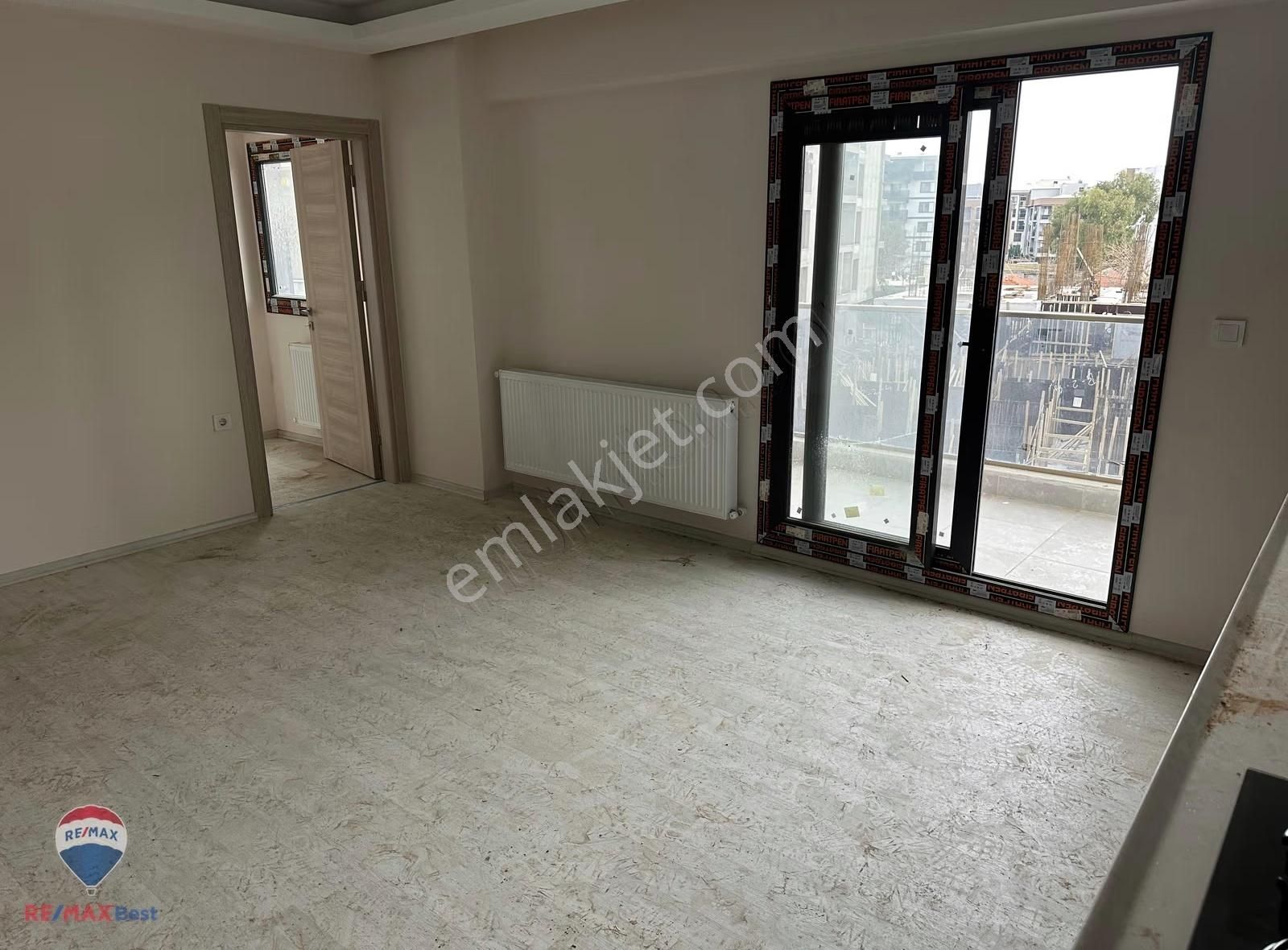 100 Seyrekte Önü Açık Ferah 1+1 Kıralık Daıre - Görsel 25