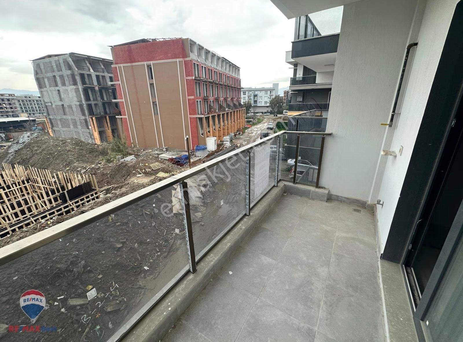 100 Seyrekte Önü Açık Ferah 1+1 Kıralık Daıre - Görsel 22