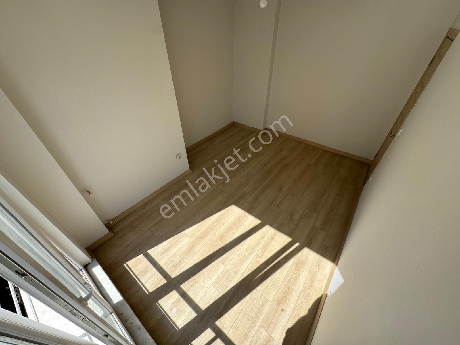 🏡 Referans'tan Akçay'da Denize Yakın Nezih Muhitte Masrafsız Kullanışlı 2+1 Daire - Görsel 24