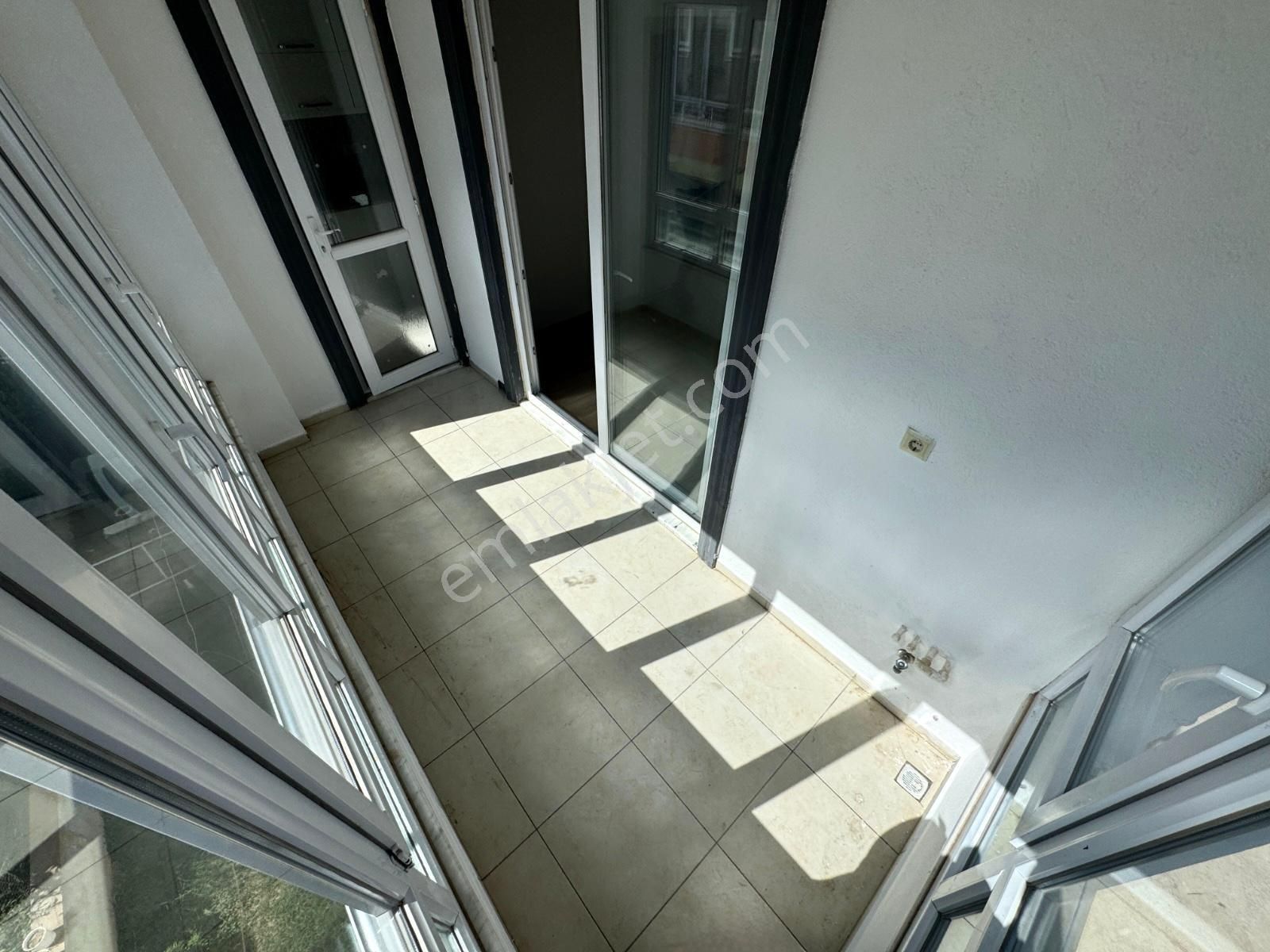 🏡 Referans'tan Akçay'da Denize Yakın Nezih Muhitte Masrafsız Kullanışlı 2+1 Daire - Görsel 17