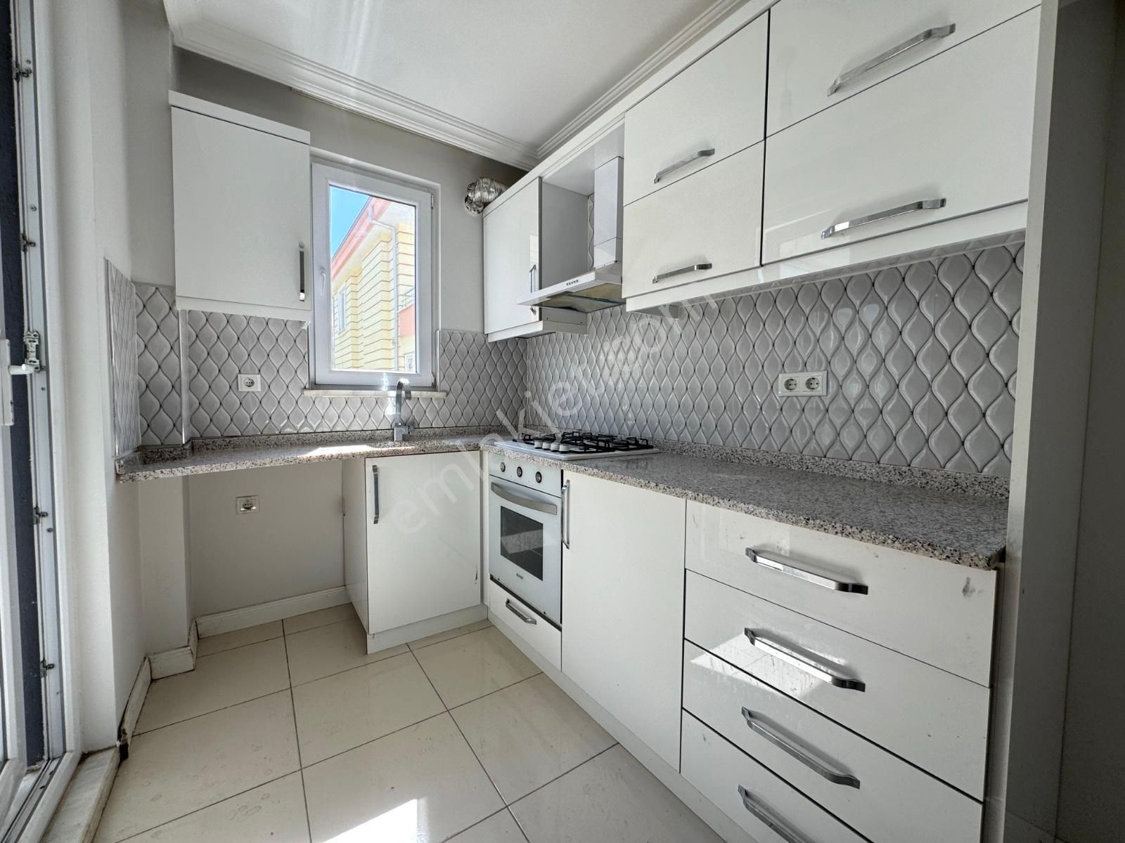 🏡 Referans'tan Akçay'da Denize Yakın Nezih Muhitte Masrafsız Kullanışlı 2+1 Daire - Görsel 5