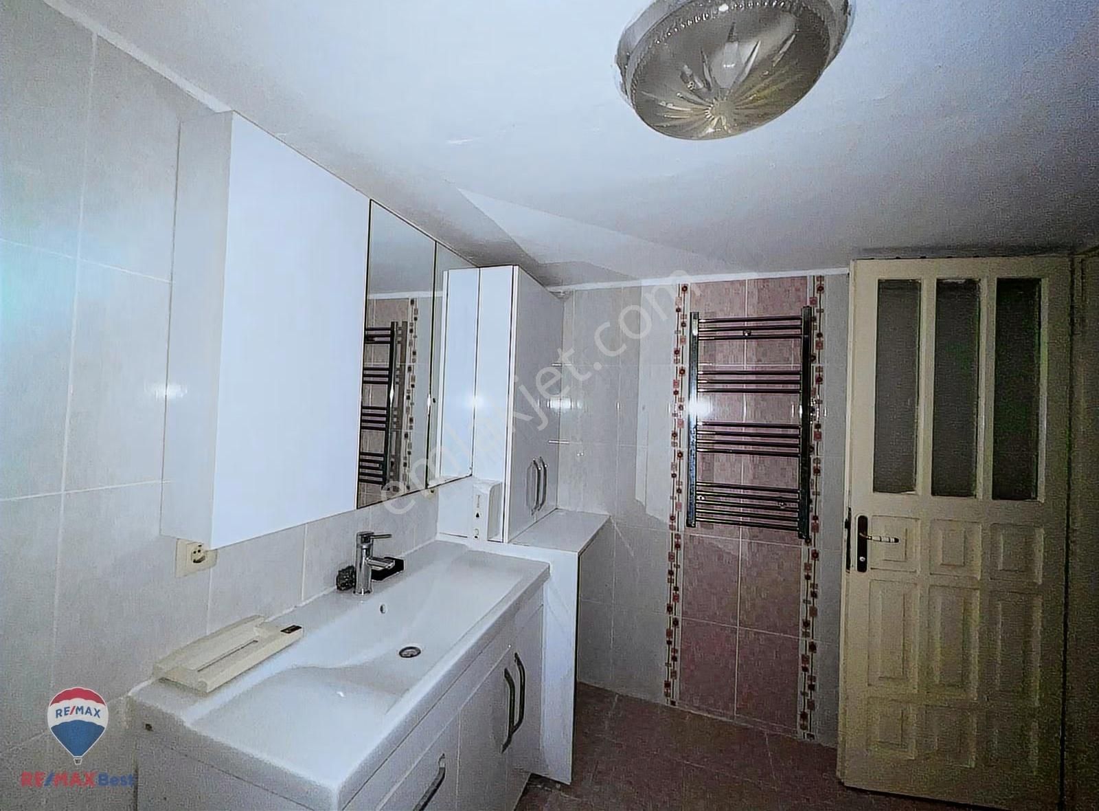 35 Bayraklı Manavkuyu'da Satılık 3+1 Daıre - Görsel 29