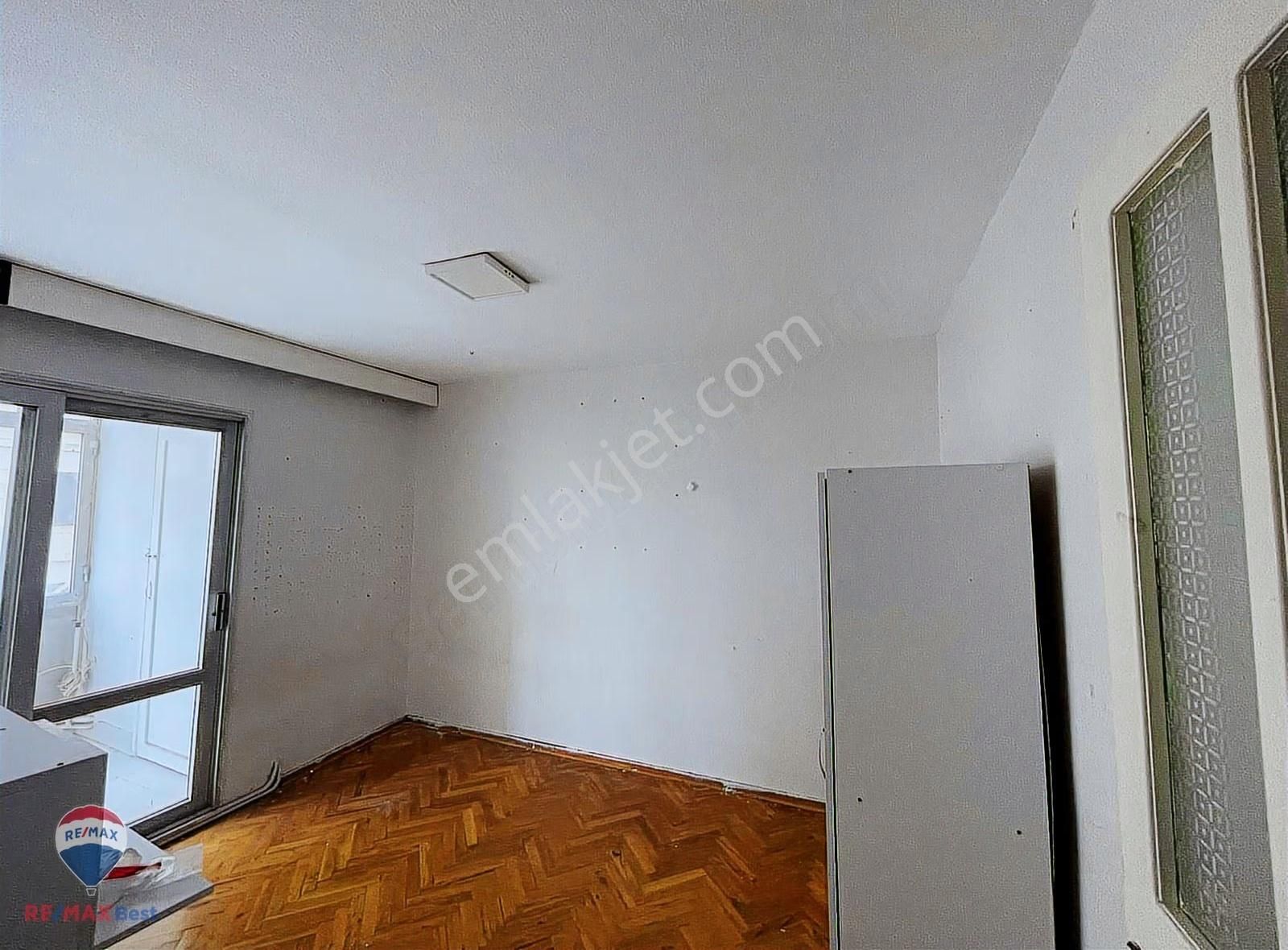 35 Bayraklı Manavkuyu'da Satılık 3+1 Daıre - Görsel 7