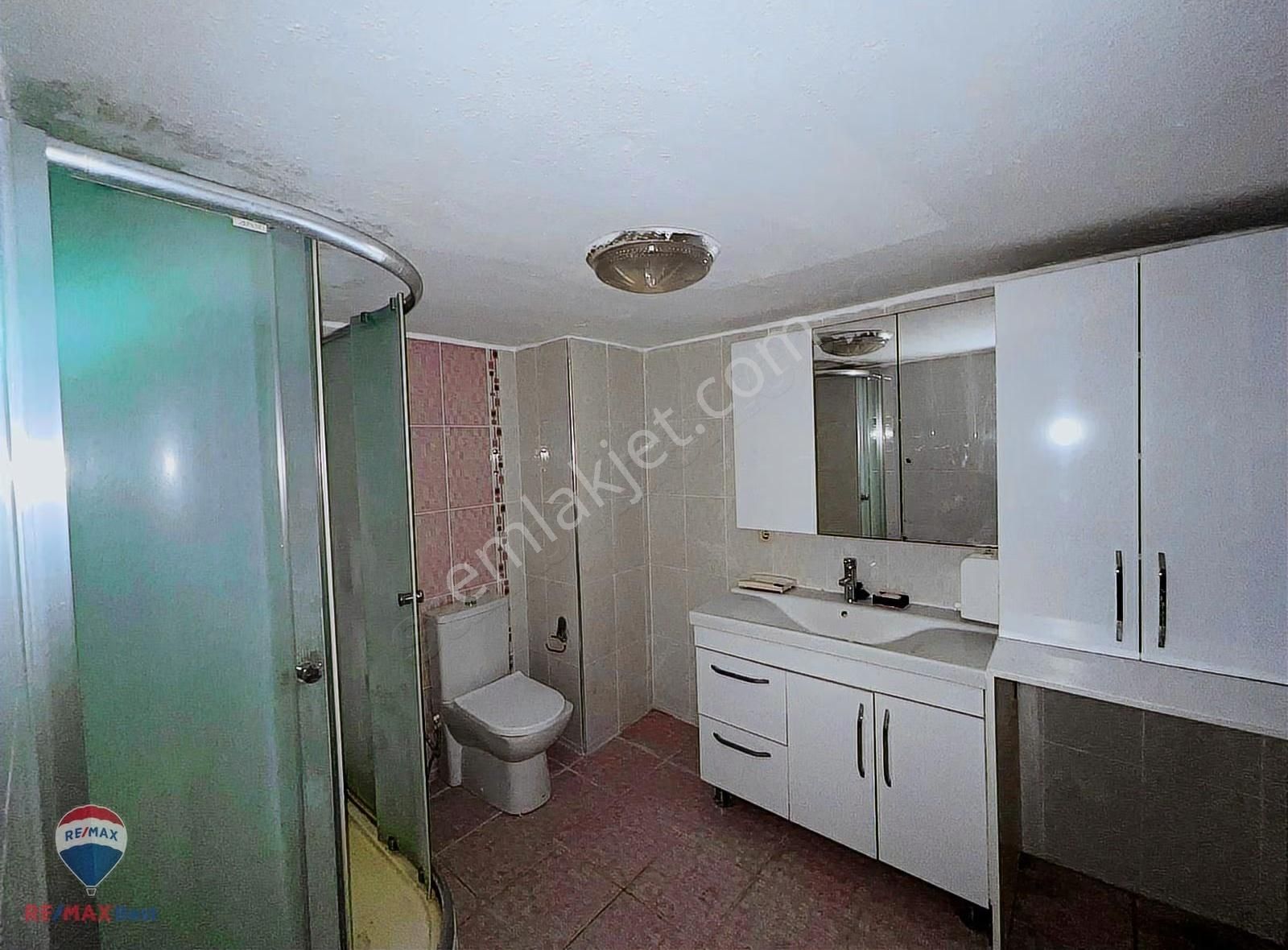 35 Bayraklı Manavkuyu'da Satılık 3+1 Daıre - Görsel 13